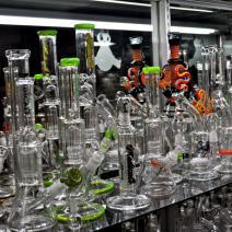 Find Quality Smoking Pipes And Oil Rigs In The Long Island Area